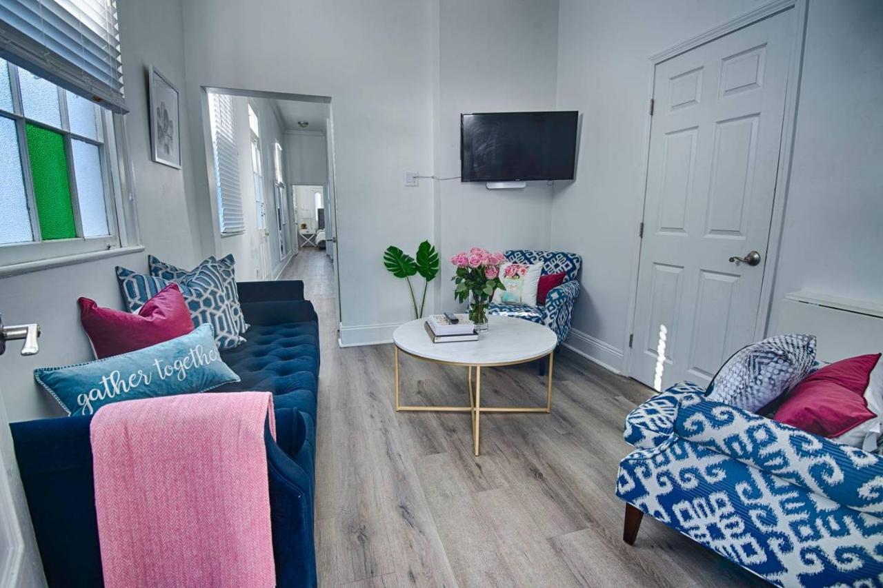4 Bedroom - Sleeps 8! Best Location Next To Bourbon Street! New Orleans Eksteriør billede